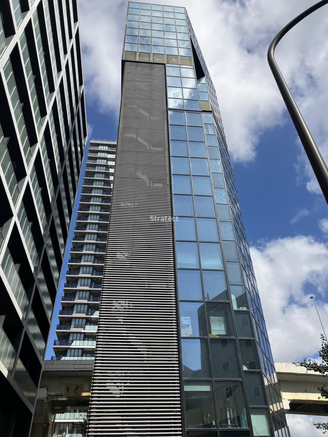 Ｙ・ＢＬＤＧ