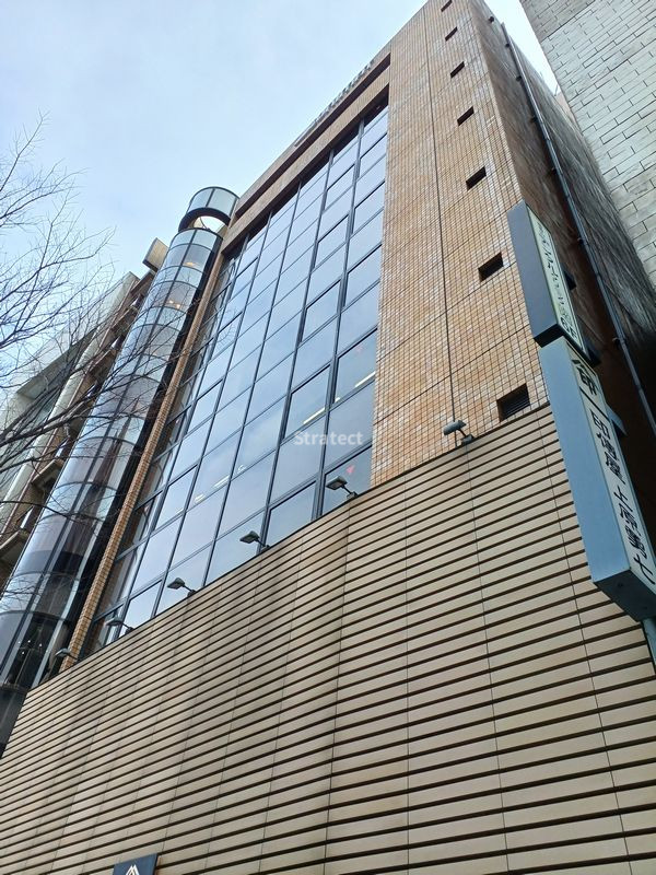 ユニマット外苑ビル