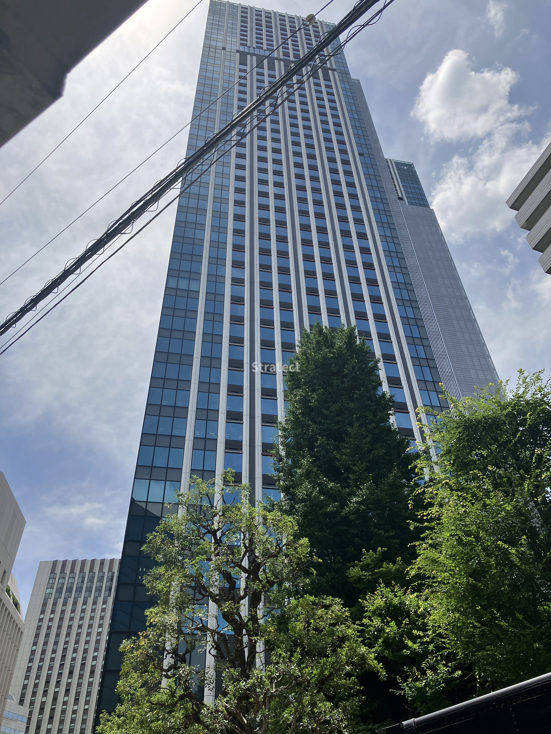 赤坂トラストタワー
