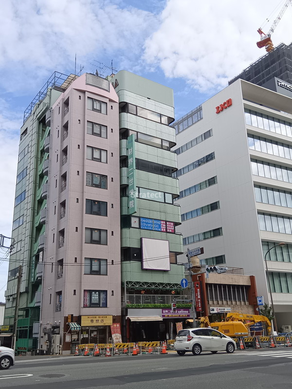財界二世学院ビル