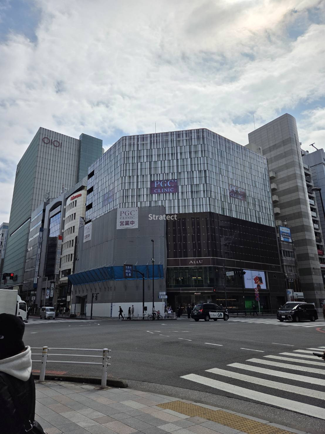 メットライフ新宿スクエア