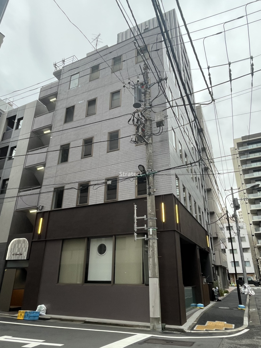 ＡＺ Ｇｉｎｚａ Ｅａｓｔ