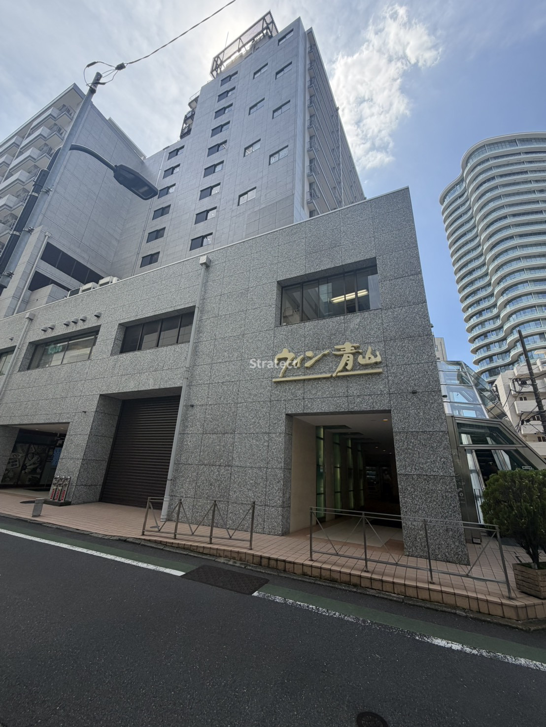 ウィン青山ビル