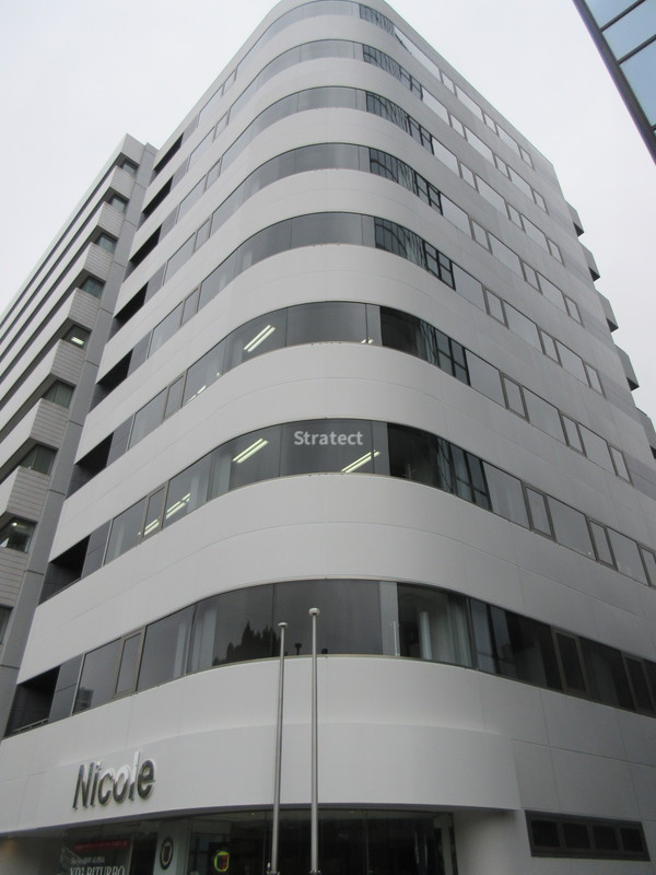 アトム青山タワー