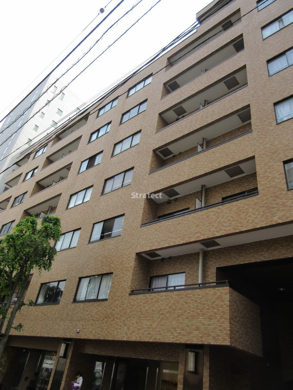 ドミール南青山ビル