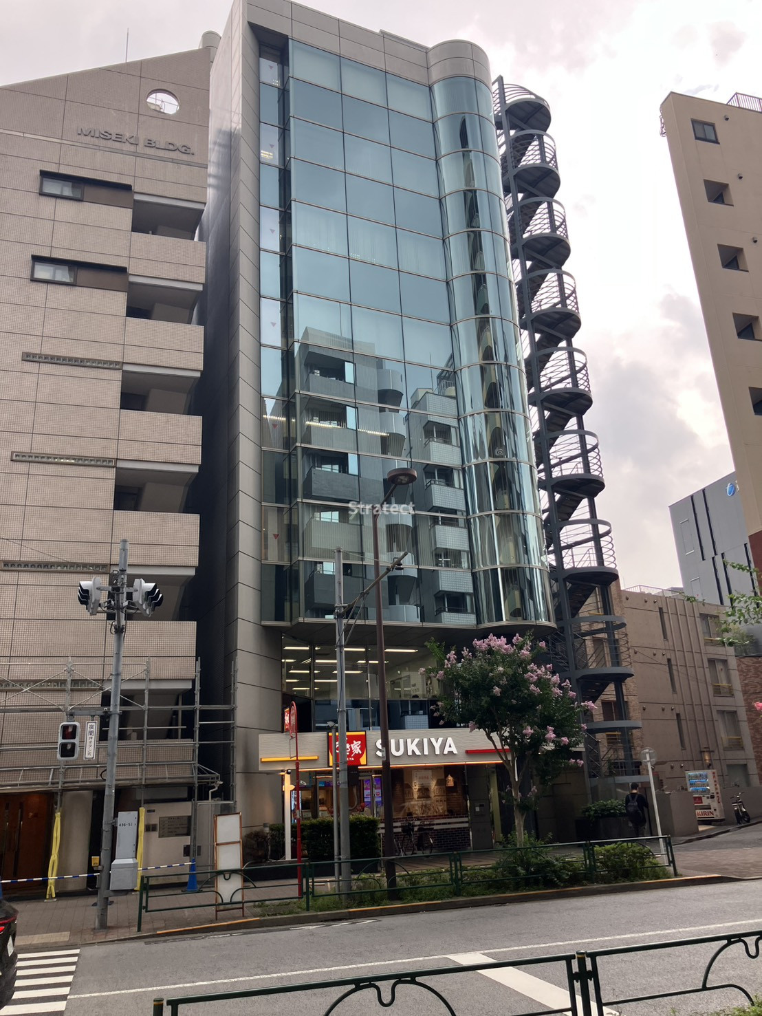 渡辺西新宿ビル
