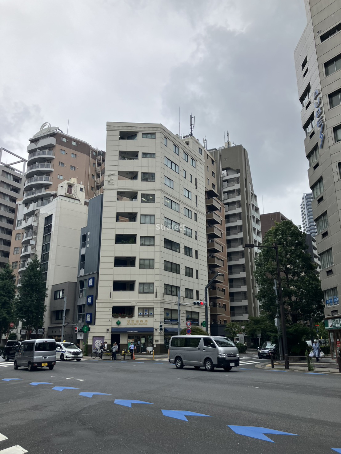 Ｅビル