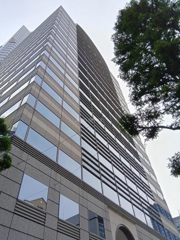 新宿アイランド・ウイング